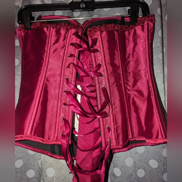 Classic Satin Corset - Picture 3 of 10